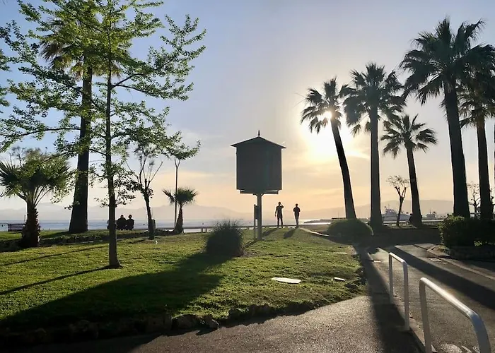 Bord De Mer, Croisette, 公寓 戛纳